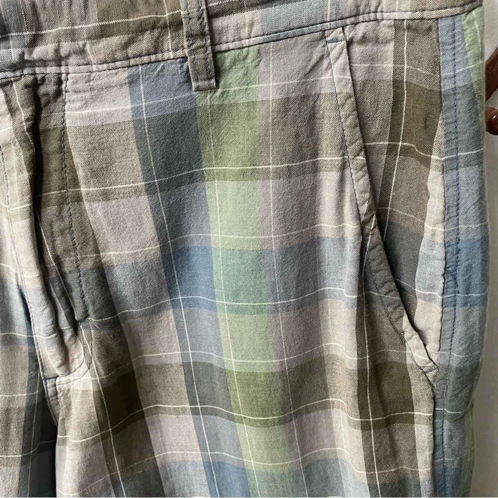 Banana Republic Linen Check Plaid Shorts